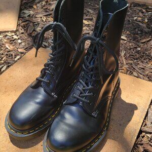 Doc Martens -1490 Smooth Leather Mid Calf Boots